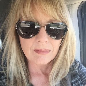 Meet your Posher, Cindy